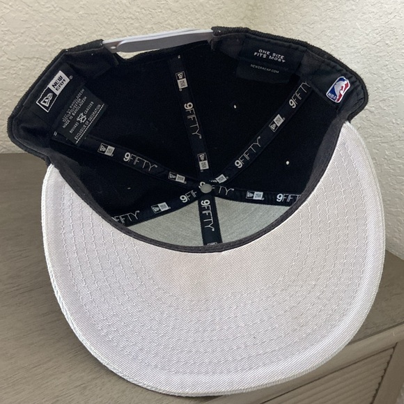 NBA Spurs San Antonio - Picture 3 of 6